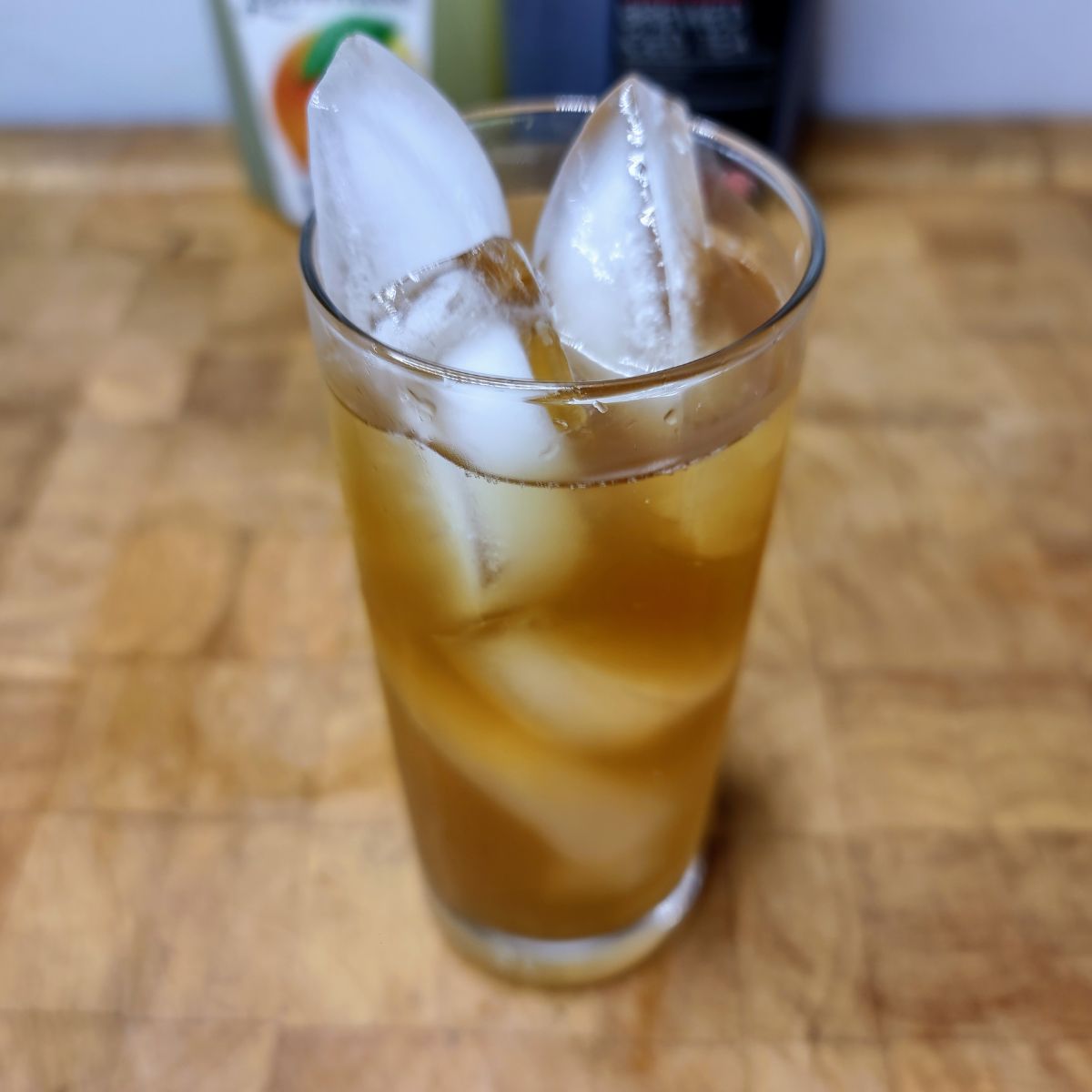 Arnold Palmer Mocktail on a wooden table